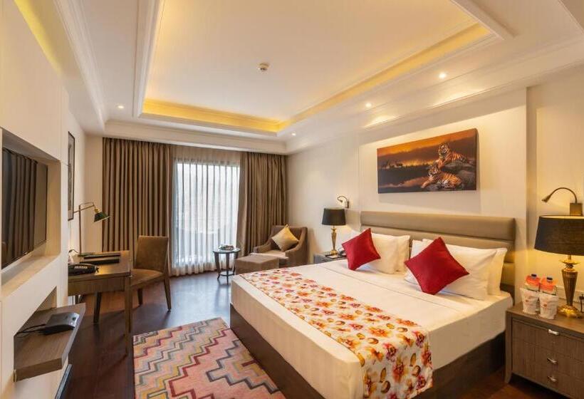 Стандартный Номер Кровать Кинг, Ramada By Wyndham Kasauli