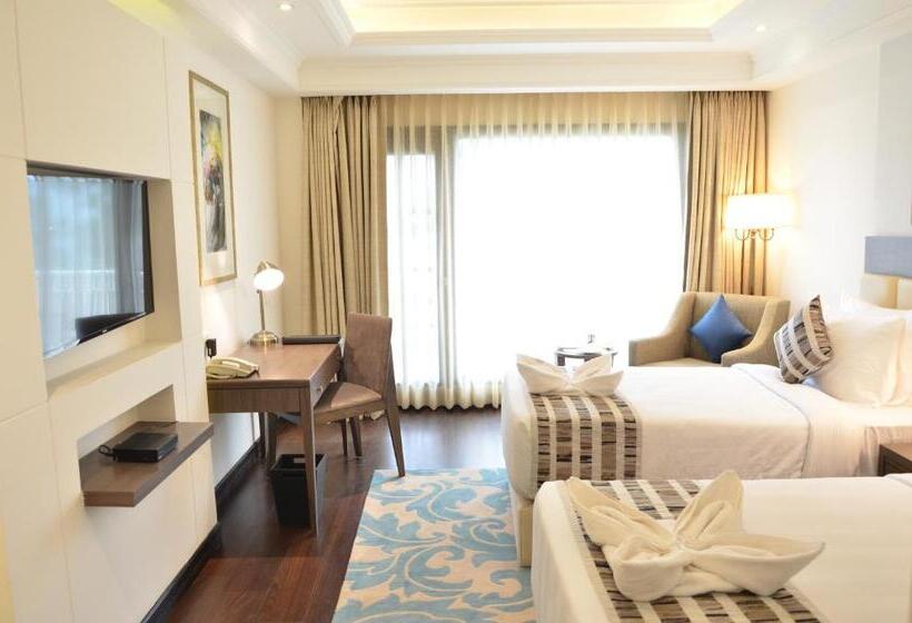 Номер Стандарт, Ramada By Wyndham Kasauli