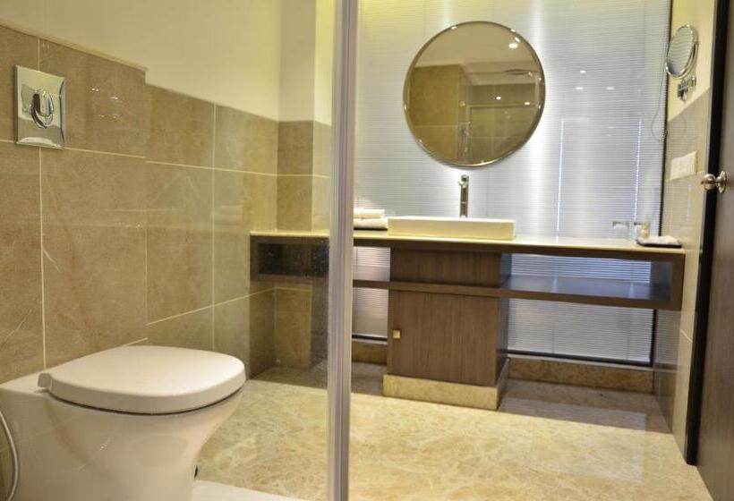Стандартный Номер Кровать Кинг, Ramada By Wyndham Kasauli