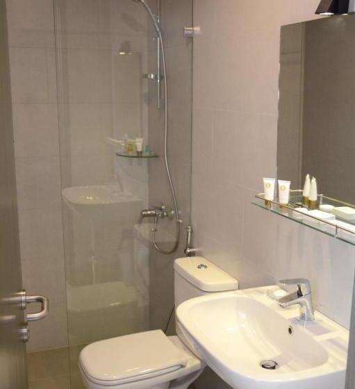 Apartamento 2 Dormitórios, ذا فيفتى ايت السالمية