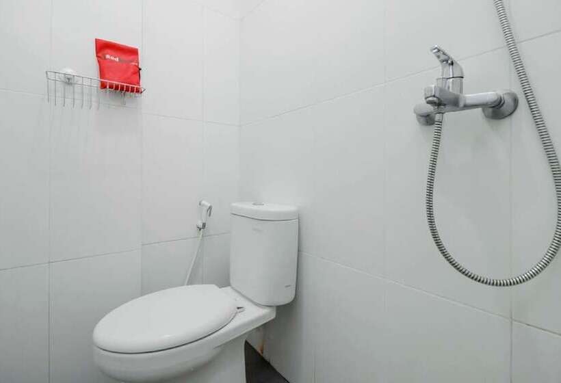 스탠다드 룸, Reddoorz Near Siloam Hospital Palembang