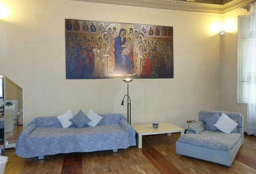 اتاق استاندارد با تخت بزرگ, Residenza D Epoca Montanini