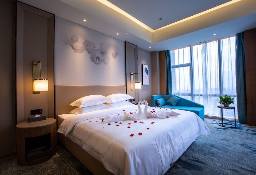 سوییت اجرایی, Kai Xiang Hotel Yingtan