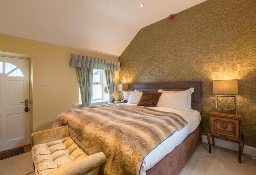 Номер Стандарт Вид на Озеро, Altskeith Country House