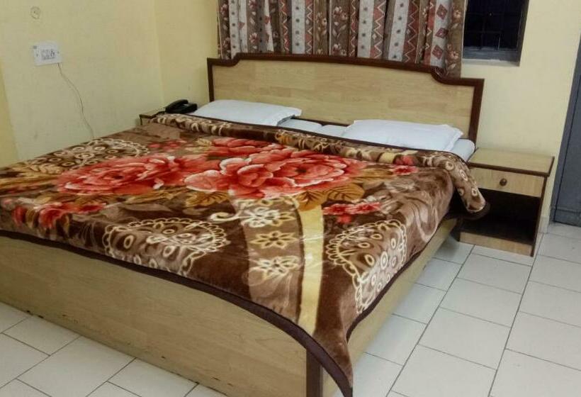 اتاق اکونومی, Budget Rooms In Landour