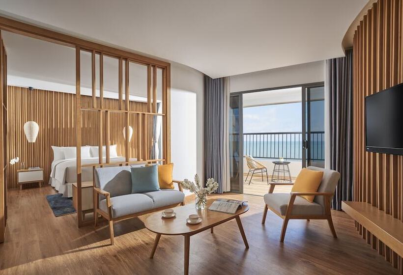 سوییت با چشم‌انداز دریا, Vias Hotel Vung Tau   Inclusive Transportation
