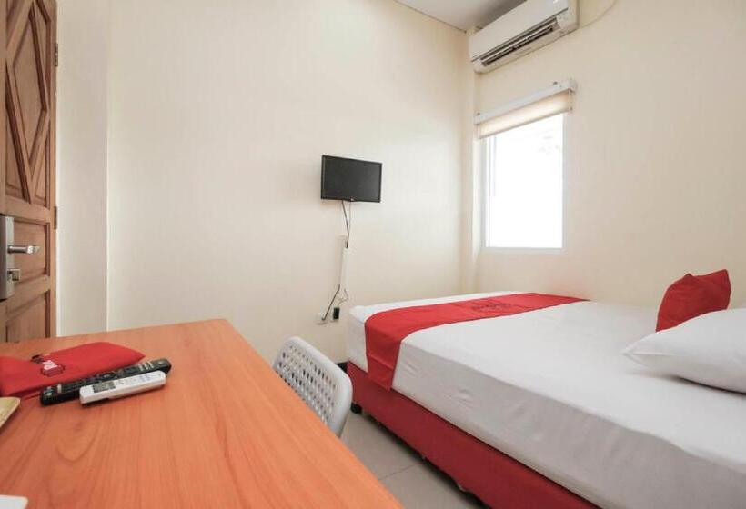 Номер Стандарт, Reddoorz Plus @ Jalan Pemuda Jakarta