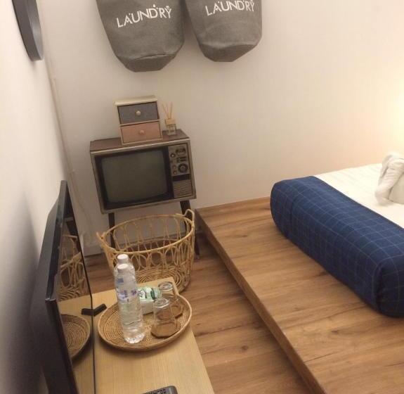 バス共有のスタンダードルーム, Spinomad Hostel