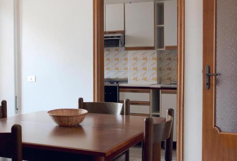 Апартаменты 2 Спальни, Residence Europa