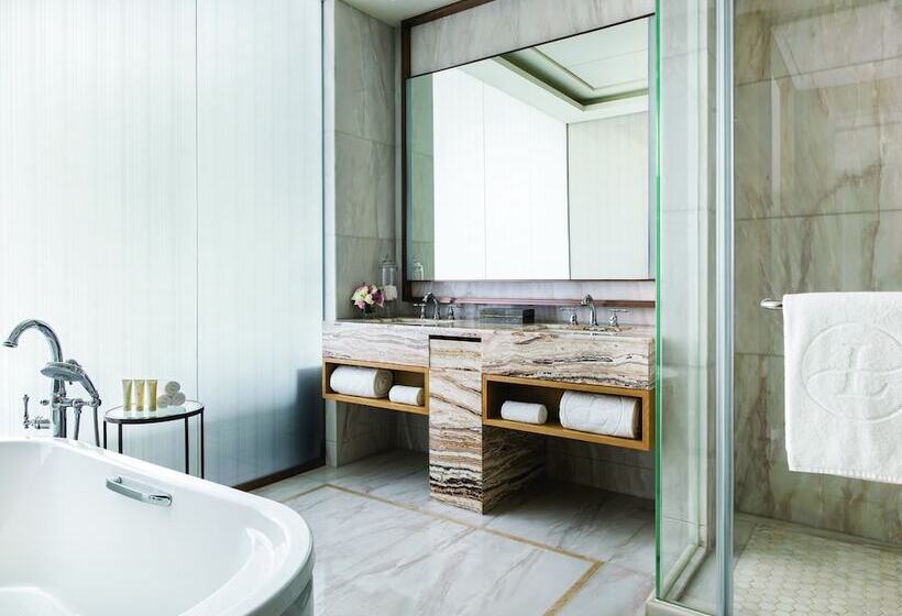 Номер Executive, The Langham Hefei