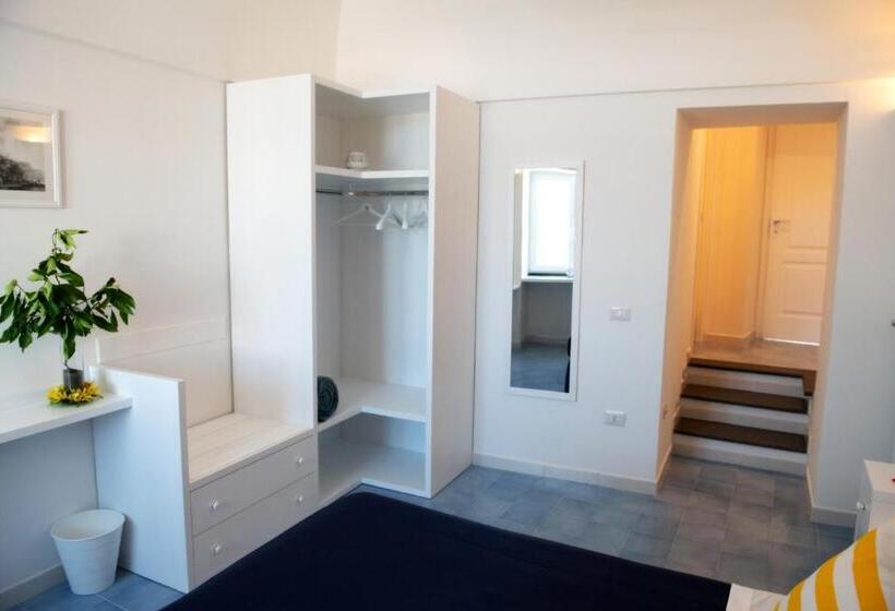 Quarto Estandar, Domus Fortunae B&b