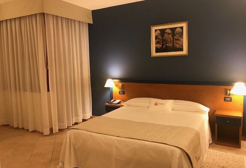 Номер Стандарт, Domus Grand