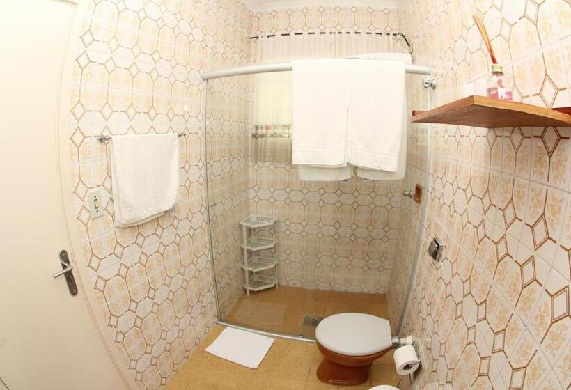 Quarto Estandar, Pousada Santa Genebra