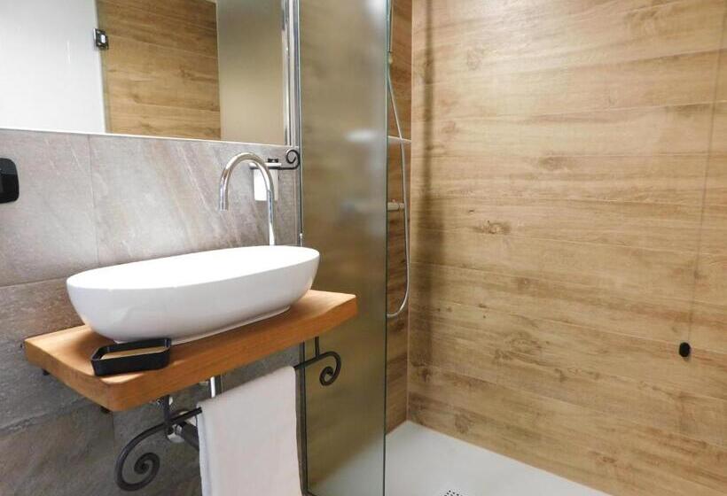 Полулюкс Повышенной Комфортности, Nicomat Rooms