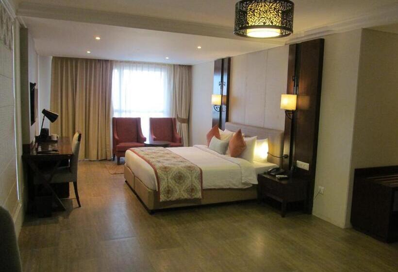 バルコニー付きスタンダードルーム, Regenta Resort & Spa Mashobra