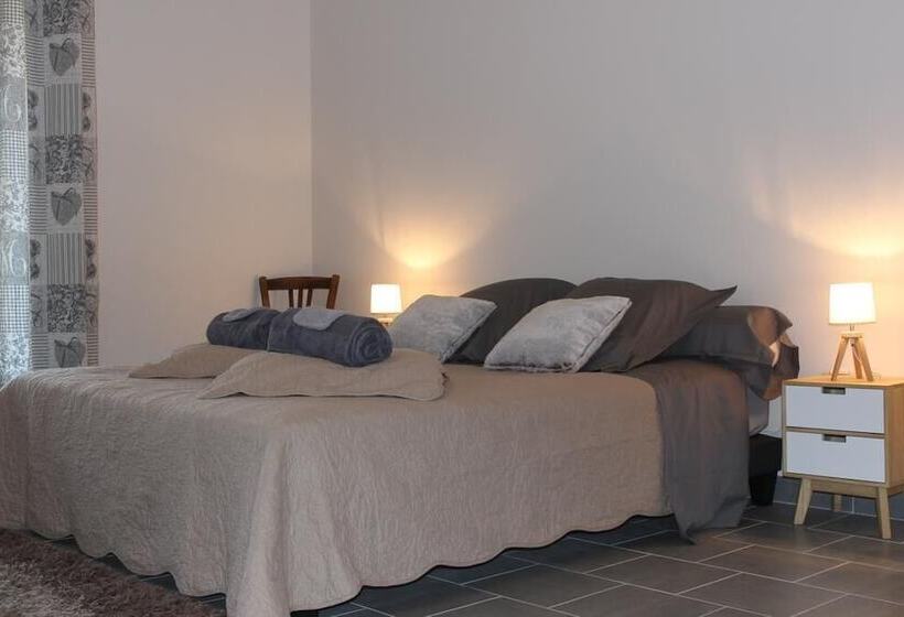 Номер Стандарт, La Villa D Isa