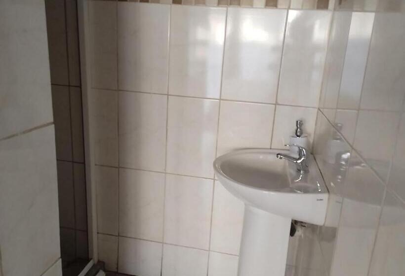 اتاق استاندارد, Tokelo Guesthouse Emalahleni