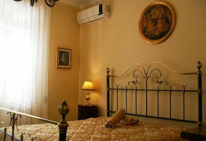 اتاق ساده سه‌ نفره, I 13 Cavalieri Guest House