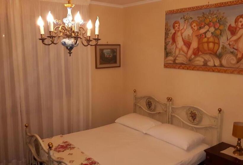 اتاق استاندارد, I 13 Cavalieri Guest House