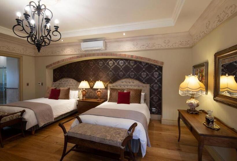 디럭스 룸, Three Rivers Lodge And Villas