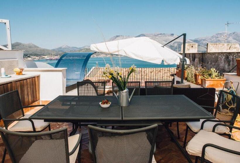 اتاق لوکس با تخت بزرگ, In Vacanza A Gaeta   B&b L Elica