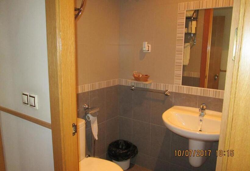 Номер Стандарт, Hostal Banderas