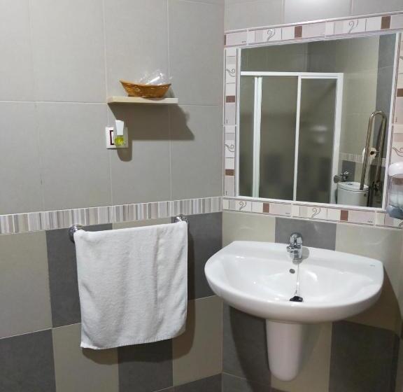 Номер Стандарт Индивидуальный, Hostal Banderas