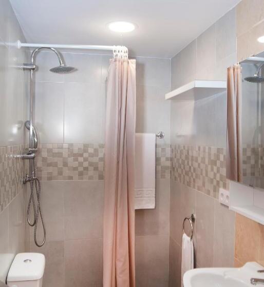 اتاق استاندارد, Hostal Batato