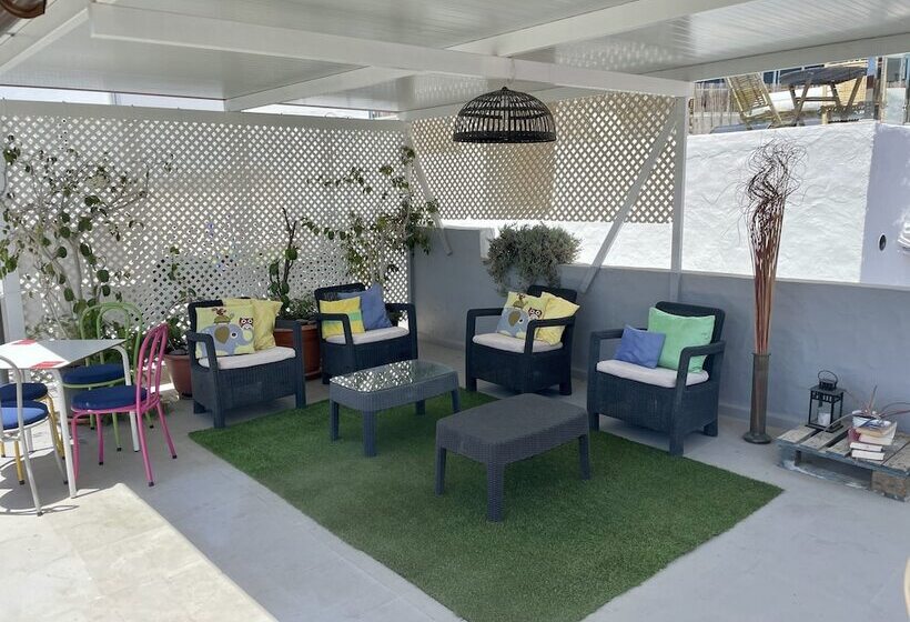 اتاق استاندارد با سرویس بهداشتی مشترک, Pensión Playa