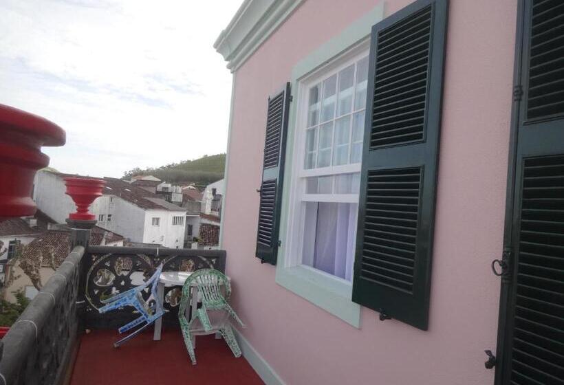 Номер Стандарт, Vila Laura