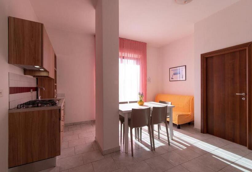 آپارتمان 2 خوابه, Residence Baltic