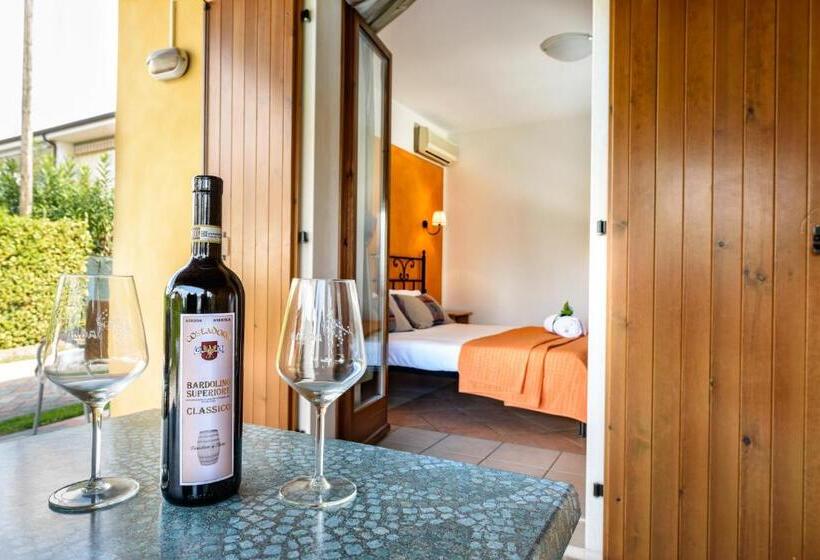 Номер Deluxe Вид на Озеро, Agriturismo Costadoro
