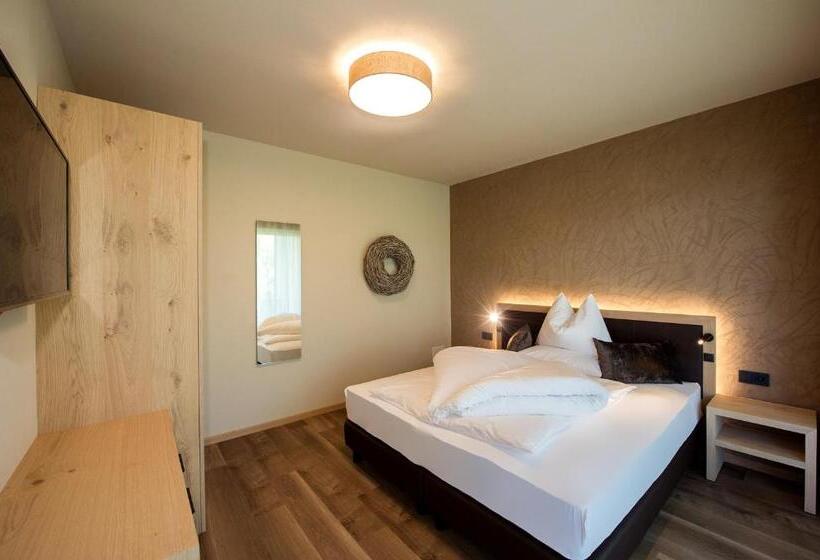 Апартаменты 1 Спальня с Балконом, Haus Gregori