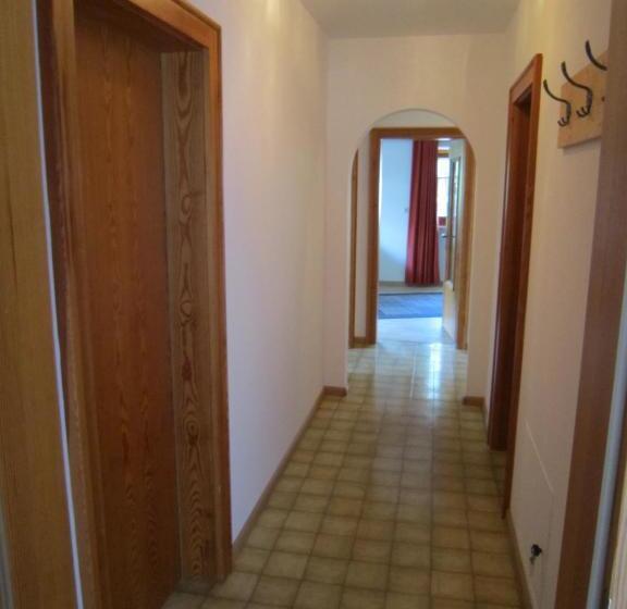 Апартаменты 2 Спальни с Балконом, Aparthotel Garni Haus Hubertus