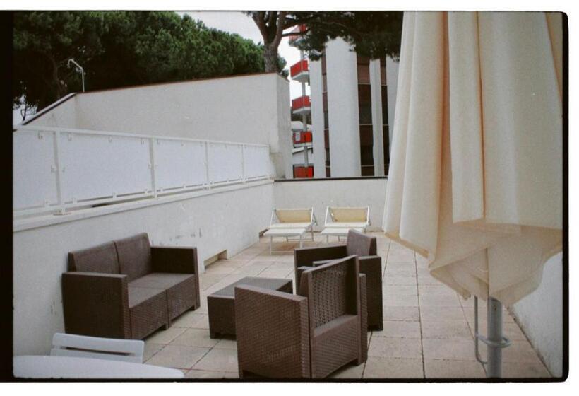 آپارتمان 1 خوابه با تراس, Tropicana Residence