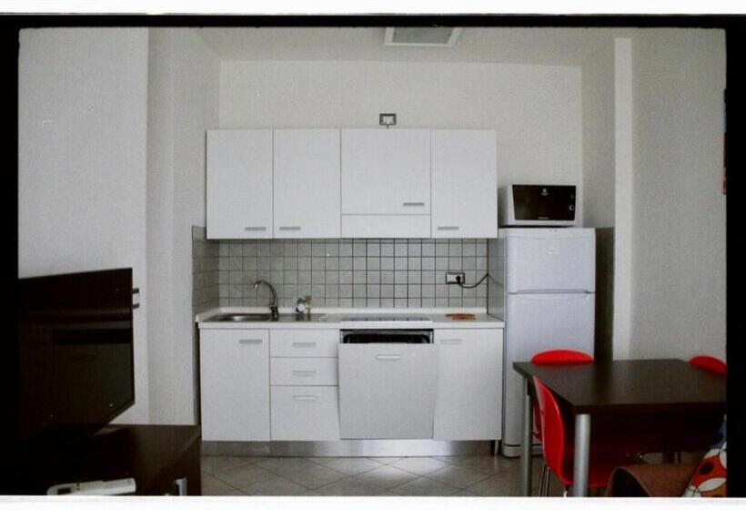 آپارتمان راحتی 1 خوابه, Tropicana Residence