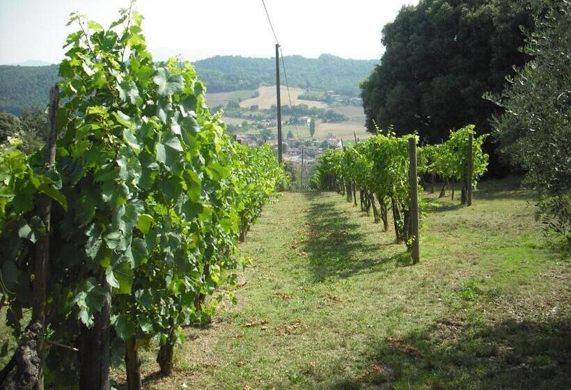 Апартаменты 2 Спальни, Agriturismo La Scarpaia