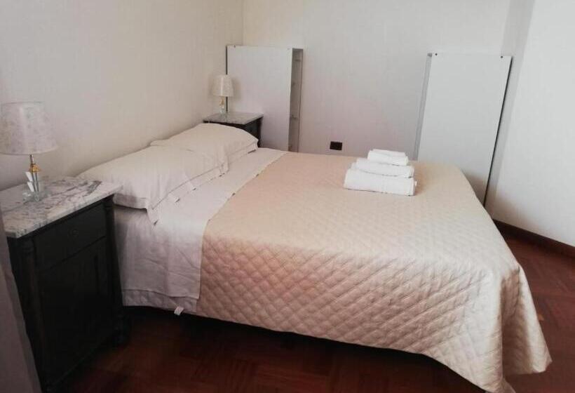 اتاق استاندارد با چشم‌انداز دریا, Villa Stefania