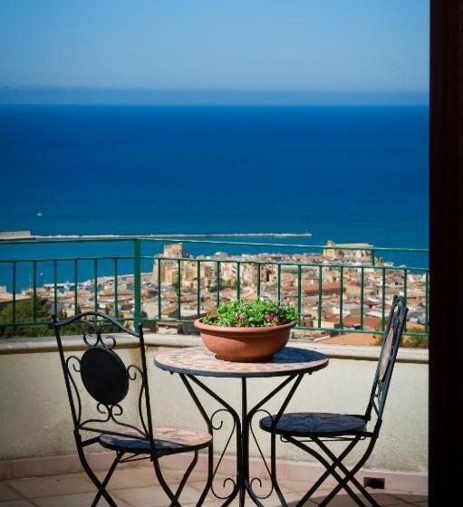اتاق استاندارد با چشم‌انداز دریا, Villa Stefania