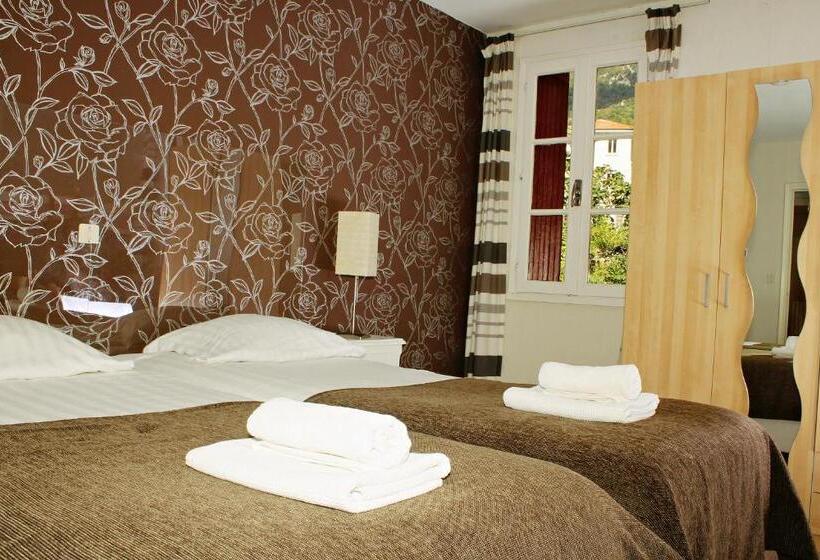 Номер Стандарт, Auberge Le Romarin