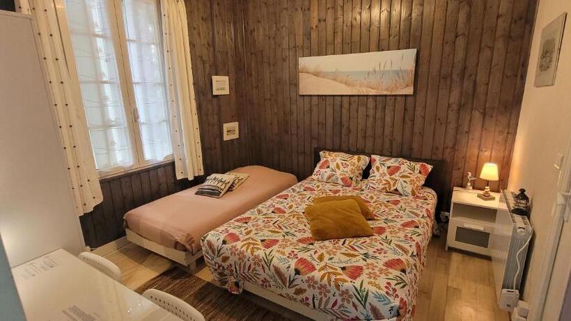 Номер Стандарт Трехместный, Résidence Fleur Des Pins   Gites & Chambres D Hôtes