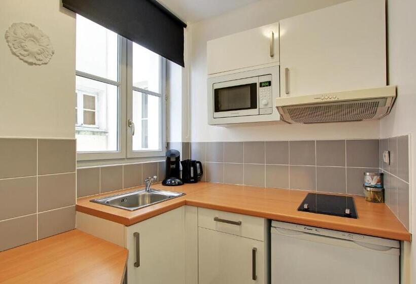 Estudio Deluxe, Short Stay Group Museum View Serviced Apartments