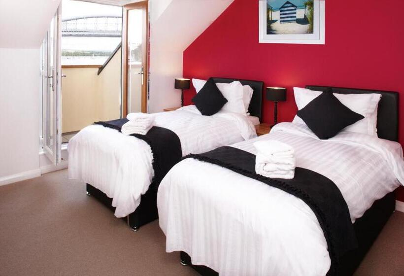 غرفة ديلوكس مزودة بشرفة, The Ferry House Inn