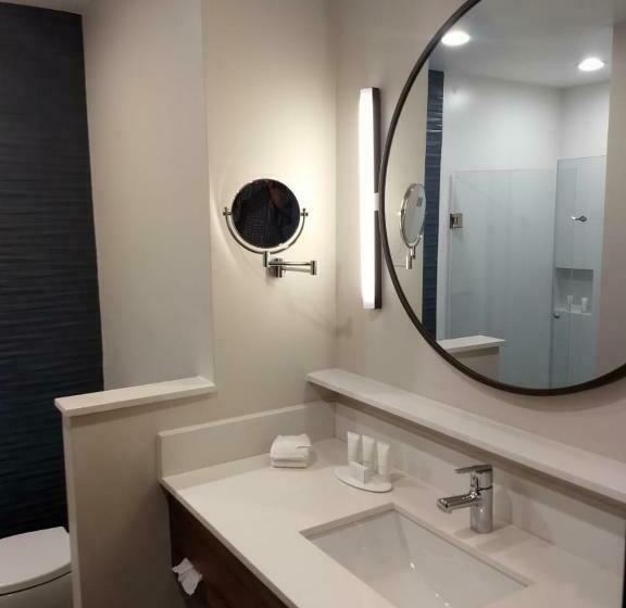 Büyük Çift Kişilik Yataklı Standart Oda, Fairfield Inn & Suites By Marriott Cancun Airport