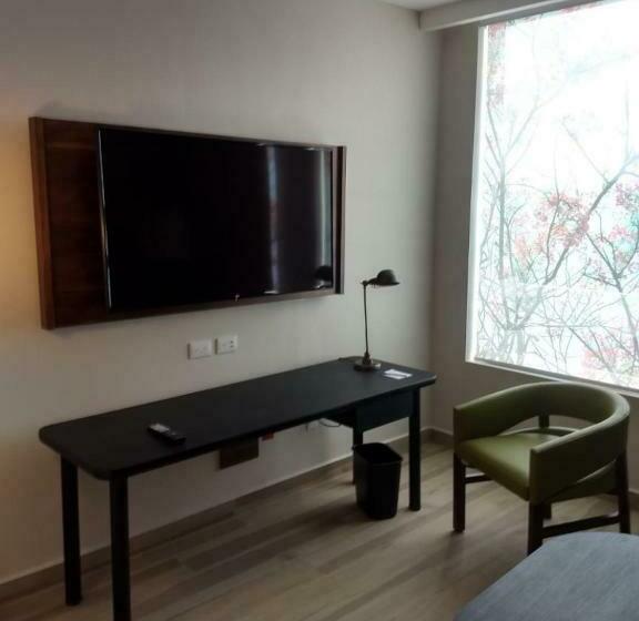Büyük Çift Kişilik Yataklı Süit, Fairfield Inn & Suites By Marriott Cancun Airport