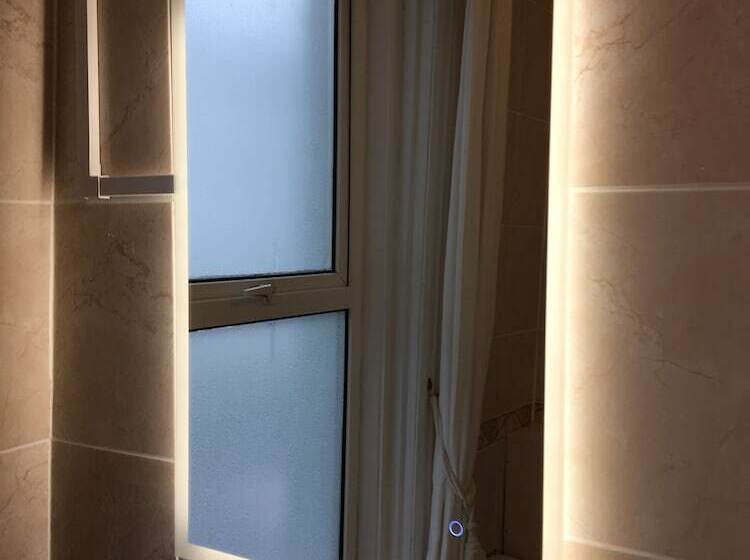 スタンダードルーム, Apollo Guest House