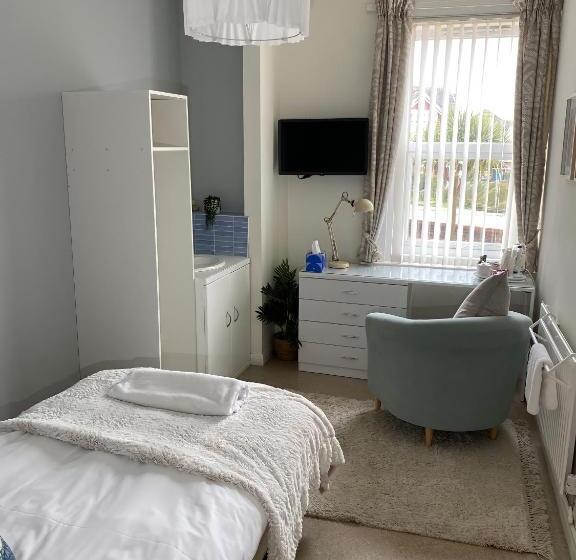Номер Стандарт Индивидуальный, Poole Park House