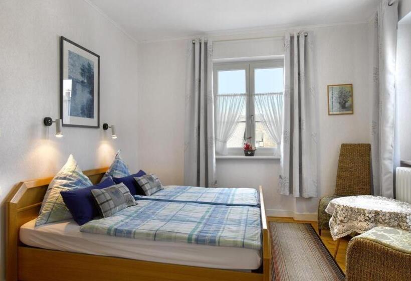 Номер Стандарт, Pension Haus Am Walde Brodenbach, Mosel