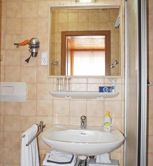 Номер Стандарт, Pension Bayerwald