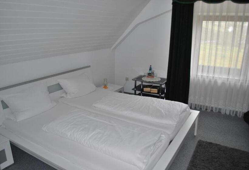 침실 2개 아파트, Landgasthof Hirschen Untermettingen